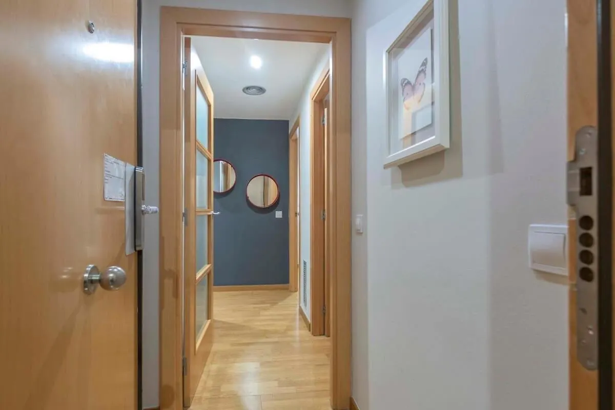 Apartmán 2 Bedroom With Balcony In Eixample 3-2 Barcelona