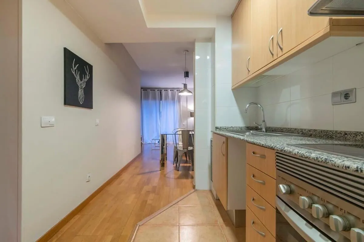 2 Bedroom With Balcony In Eixample 3-2 Барселона