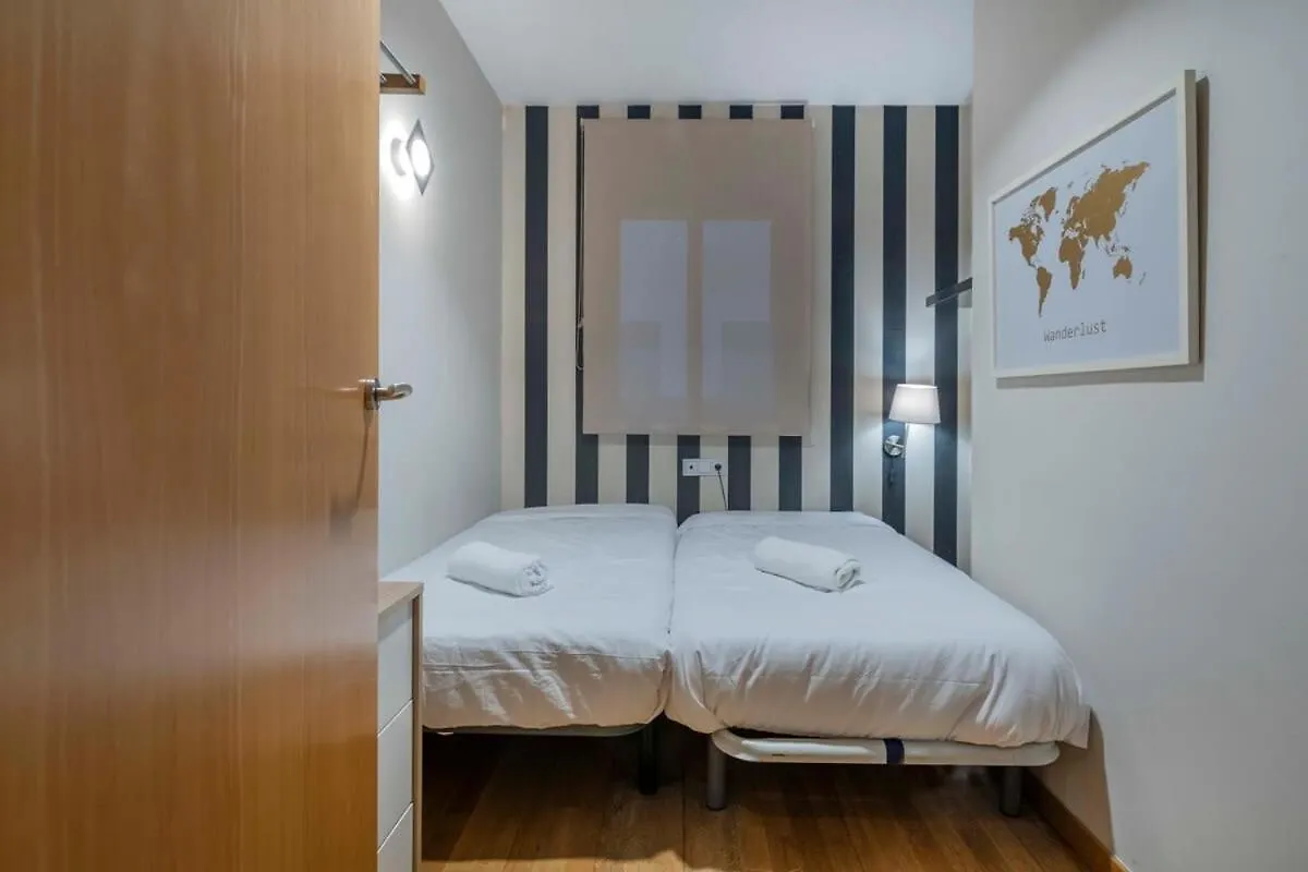 Апартаменты 2 Bedroom With Balcony In Eixample 3-2 Барселона Испания